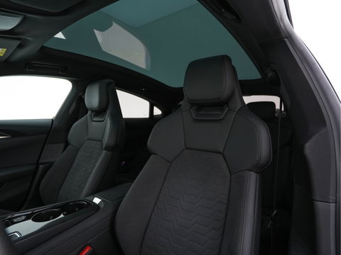 Audi e-tron GT 93 kWh AWD [ 3-Fase ] (INCL-BTW) *PANO | HEAD-UP | MATRIX-LED | LEATHER-MICROFIBRE | BANG/OLUFSEN-AUDIO  | ADAPTIVE-CRUISE | TOP-VIEW | AIR-SUSPENSION | MEMORY-PACK | KEYLESS | DIGI-COCKPIT | NAVI-FULLMAP | 21"ALU