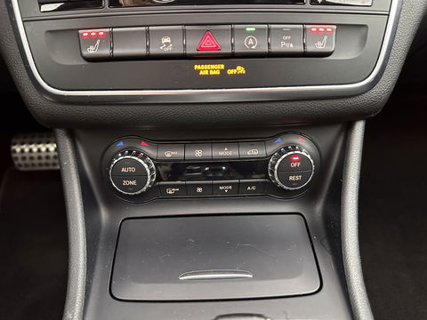Mercedes-Benz GLA AMG 45 4MATIC *PANO | XENON | LEATHER-ALCANTARA | MEMORY-PACK | HARMAN/KARDON-AUDIO | KEYLESS |  CAMERA | SPORT-SEATS | HEATED-SEATS | NAVI-FULLMAP | SHIFT-PADDLES  | ECC | PDC | CRUISE | 20''ALU*