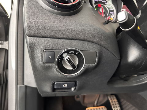 Mercedes-Benz GLA AMG 45 4MATIC *PANO | XENON | LEATHER-ALCANTARA | MEMORY-PACK | HARMAN/KARDON-AUDIO | KEYLESS |  CAMERA | SPORT-SEATS | HEATED-SEATS | NAVI-FULLMAP | SHIFT-PADDLES  | ECC | PDC | CRUISE | 20''ALU*