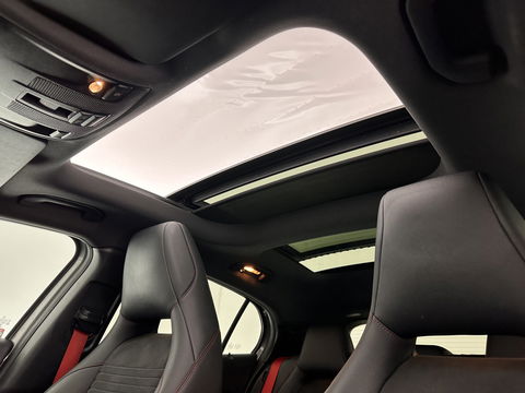 Mercedes-Benz GLA AMG 45 4MATIC *PANO | XENON | LEATHER-ALCANTARA | MEMORY-PACK | HARMAN/KARDON-AUDIO | KEYLESS |  CAMERA | SPORT-SEATS | HEATED-SEATS | NAVI-FULLMAP | SHIFT-PADDLES  | ECC | PDC | CRUISE | 20''ALU*