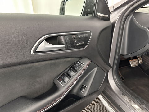 Mercedes-Benz GLA AMG 45 4MATIC *PANO | XENON | LEATHER-ALCANTARA | MEMORY-PACK | HARMAN/KARDON-AUDIO | KEYLESS |  CAMERA | SPORT-SEATS | HEATED-SEATS | NAVI-FULLMAP | SHIFT-PADDLES  | ECC | PDC | CRUISE | 20''ALU*