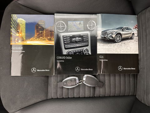 Mercedes-Benz GLA AMG 45 4MATIC *PANO | XENON | LEATHER-ALCANTARA | MEMORY-PACK | HARMAN/KARDON-AUDIO | KEYLESS |  CAMERA | SPORT-SEATS | HEATED-SEATS | NAVI-FULLMAP | SHIFT-PADDLES  | ECC | PDC | CRUISE | 20''ALU*