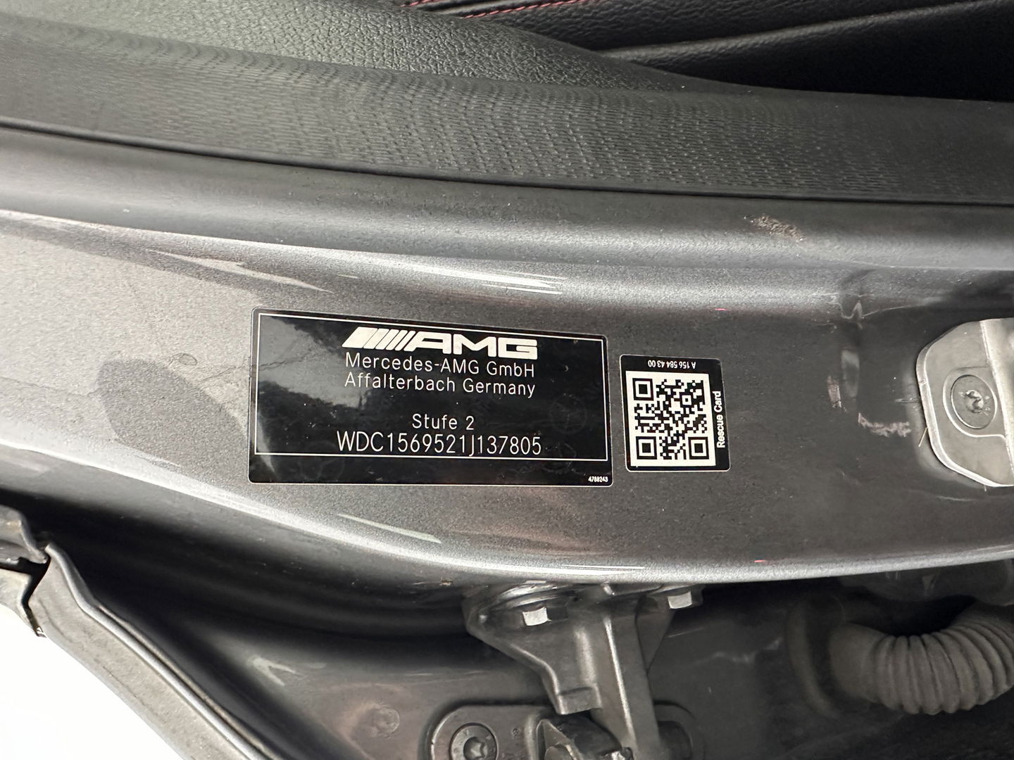 Mercedes-Benz GLA AMG 45 4MATIC *PANO | XENON | LEATHER-ALCANTARA | MEMORY-PACK | HARMAN/KARDON-AUDIO | KEYLESS | CAMERA | SPORT-SEATS | HEATED-SEATS | NAVI-FULLMAP | SHIFT-PADDLES | ECC | PDC | CRUISE | 20''ALU*