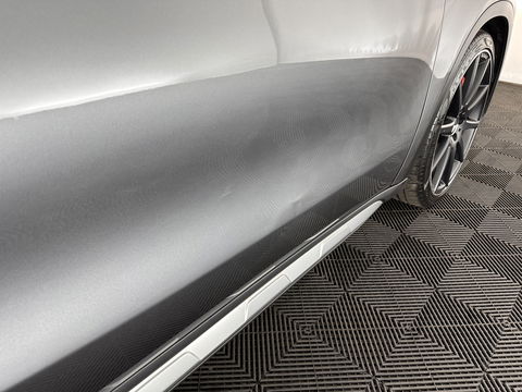 Mercedes-Benz GLA AMG 45 4MATIC *PANO | XENON | LEATHER-ALCANTARA | MEMORY-PACK | HARMAN/KARDON-AUDIO | KEYLESS |  CAMERA | SPORT-SEATS | HEATED-SEATS | NAVI-FULLMAP | SHIFT-PADDLES  | ECC | PDC | CRUISE | 20''ALU*