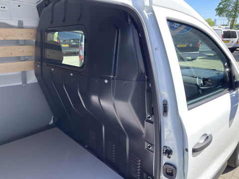 Renault Express 1.5 dCi 75 Comfort / bpm vrij / euro 6 / vaste prijs rijklaar € 12.950 ex btw / lease vanaf € 237 / pdc achter / airco / cruise control / Apple Carplay Android auto