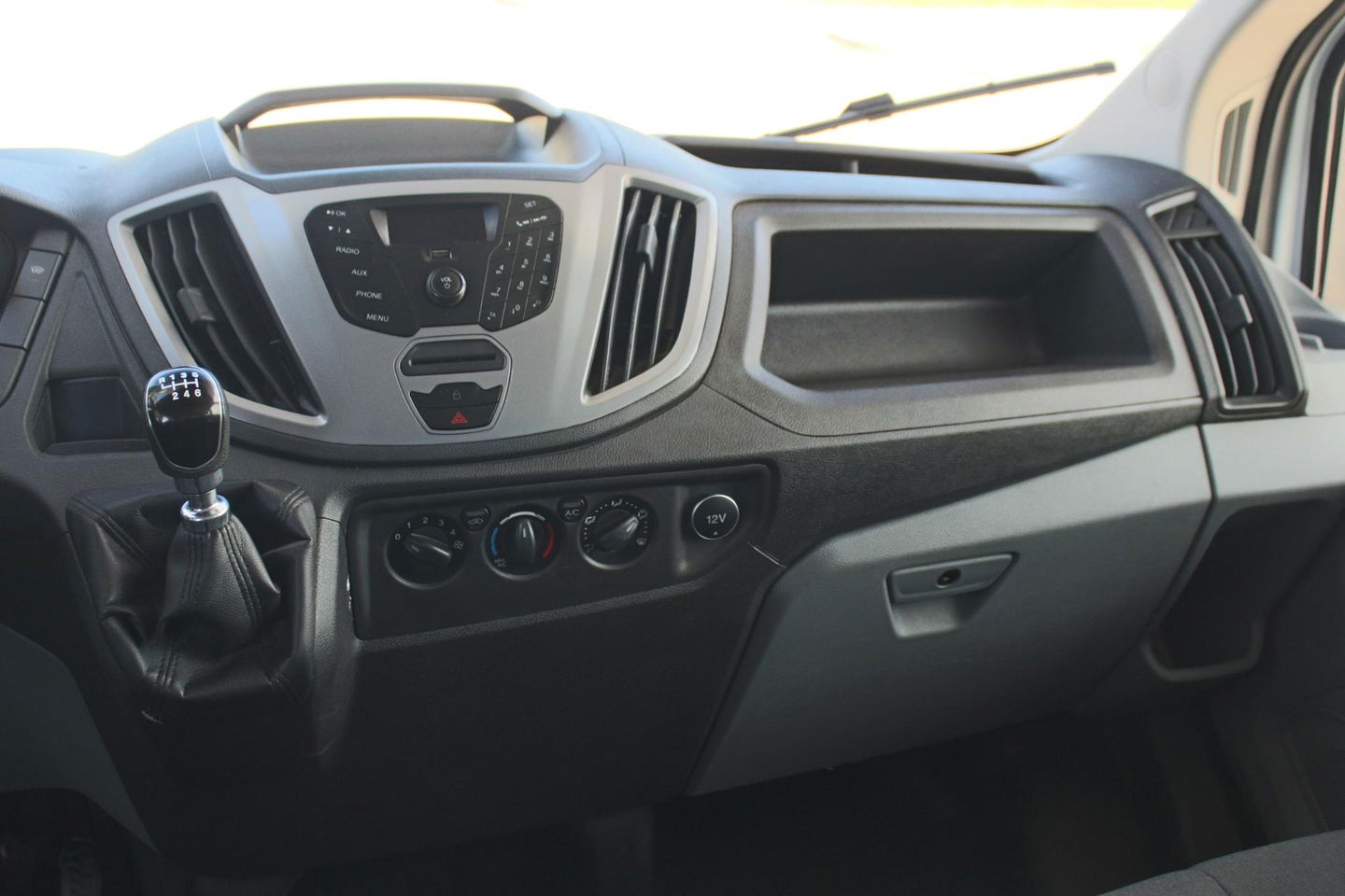 Ford Transit 350 2.0 TDCI L3H1 DC Trend RWD
