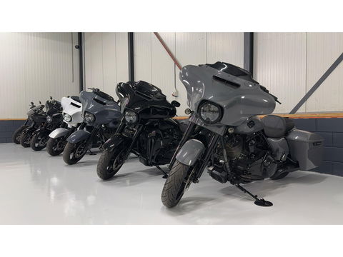Harley Davidson 103 FLTRX Road Glide Roadglide Nardo Blackout