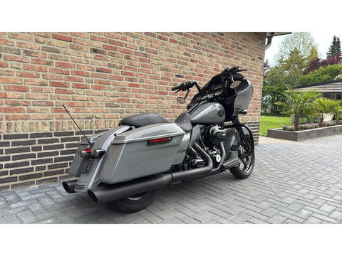 Harley Davidson 103 FLTRX Road Glide Roadglide Nardo Blackout