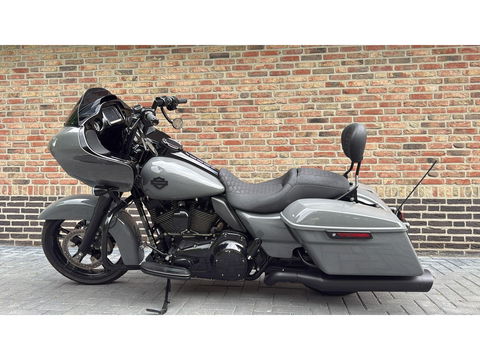Harley Davidson 103 FLTRX Road Glide Roadglide Nardo Blackout