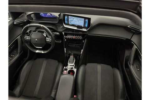 Peugeot 2008 1.2 PureTech GT-Line 360 Camera Pano Sfeerverl. LED Carplay Virtual Clima Cruise Navi 18"LMV PDC