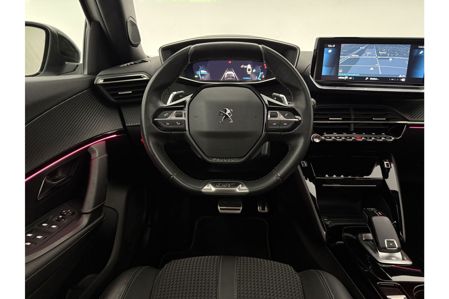 Peugeot 2008 1.2 PureTech GT-Line 360 Camera Pano Sfeerverl. LED Carplay Virtual Clima Cruise Navi 18"LMV PDC