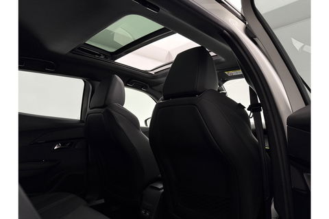 Peugeot 2008 1.2 PureTech GT-Line 360 Camera Pano Sfeerverl. LED Carplay Virtual Clima Cruise Navi 18"LMV PDC