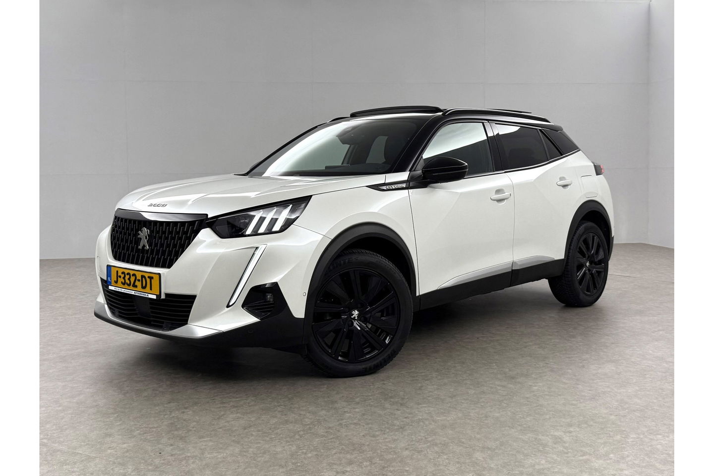 Peugeot 2008 1.2 PureTech GT-Line 360 Camera Pano Sfeerverl. LED Carplay Virtual Clima Cruise Navi 18"LMV PDC
