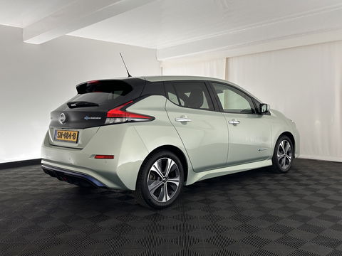 Nissan Leaf 2.ZERO EDITION 40 kWh Aut. *ADAPTIVE-CRUISE | DIGI-COCKPIT | TOP-VIEW | BLINDSPOT | KEYLESS | DAB+ | LANE-ASSIST | HEATED-SEATS | ECC | PDC | COMFORT-SEATS | CARPLAY | 17"ALU*