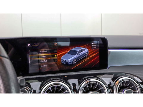 Mercedes-Benz A-Klasse 250 e Bns Sol. AMG | Pano | Multibeam | Cruise