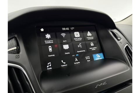 Ford Focus 1.5 TDCI Titanium Clima Carplay Camera Cruise LED Trekhaak Navigatie PDC 16"LMV