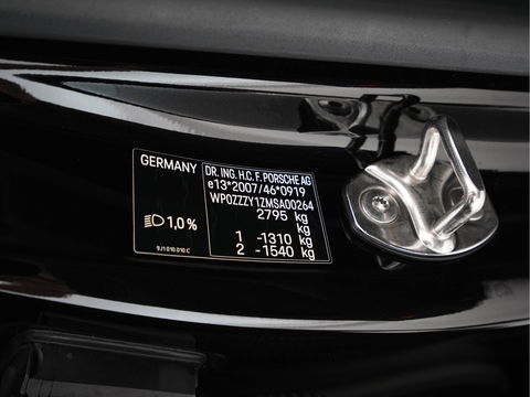 Porsche Taycan Performance 84 kWh [ 3-Fase ] Aut. *PANO | HEAT-PUMP | SPORT-CHRONO-PACK | LEATHER-MICROFIBRE | FULL-LED | MEMORY-PACK | BOSE-SOUND | AIR-SUSPENSION | BLINDSPOT | HEATED-SPORT-SEATS | CAMERA | DAB+ | ECC | PDC | 20''ALU*
