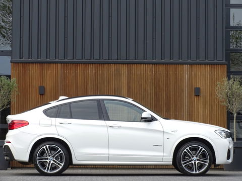 BMW X4 xDrive20i High Exec. M-Sport / LED *NAP*