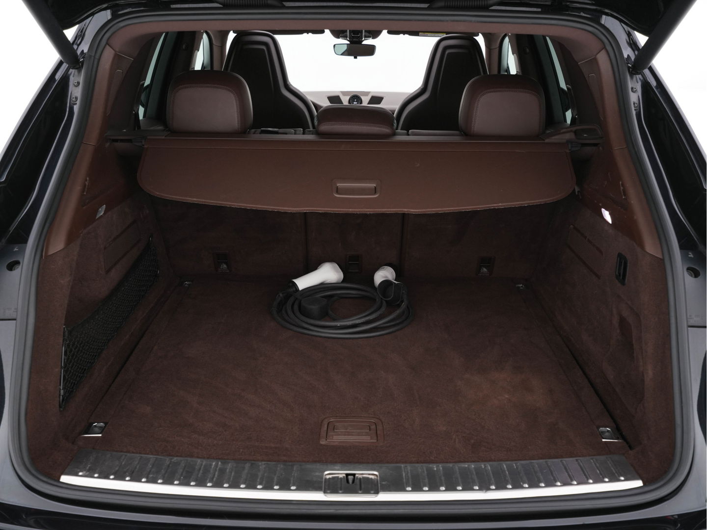 Porsche Cayenne 3.0 E-Hybrid Sport-Chrono-Pack (INCL-BTW) *PANO | CLUB-FULL-LEATHER | SOFT-CLOSE | MEMORY-PACK | SURROUND-VIEW | FULL-LED | NAVI-FULLMAP | AIR-SUSPENSION | DAB | DIGI-COCKPIT | PDC | CRUISE | SPORT-SEATS | 21"ALU*