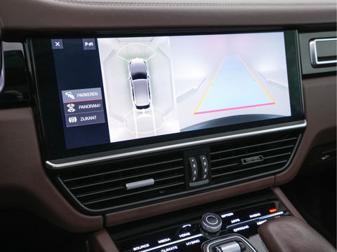 Porsche Cayenne 3.0 E-Hybrid Sport-Chrono-Pack (INCL-BTW) *PANO | CLUB-FULL-LEATHER | SOFT-CLOSE | MEMORY-PACK | SURROUND-VIEW | FULL-LED | NAVI-FULLMAP | AIR-SUSPENSION | DAB | DIGI-COCKPIT | PDC | CRUISE | SPORT-SEATS | 21"ALU*