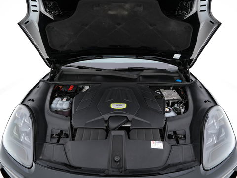 Porsche Cayenne 3.0 E-Hybrid Sport-Chrono-Pack (INCL-BTW) *PANO | CLUB-FULL-LEATHER | SOFT-CLOSE | MEMORY-PACK | SURROUND-VIEW | FULL-LED | NAVI-FULLMAP | AIR-SUSPENSION | DAB | DIGI-COCKPIT | PDC | CRUISE | SPORT-SEATS | 21"ALU*