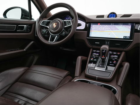 Porsche Cayenne 3.0 E-Hybrid Sport-Chrono-Pack (INCL-BTW) *PANO | CLUB-FULL-LEATHER | SOFT-CLOSE | MEMORY-PACK | SURROUND-VIEW | FULL-LED | NAVI-FULLMAP | AIR-SUSPENSION | DAB | DIGI-COCKPIT | PDC | CRUISE | SPORT-SEATS | 21"ALU*