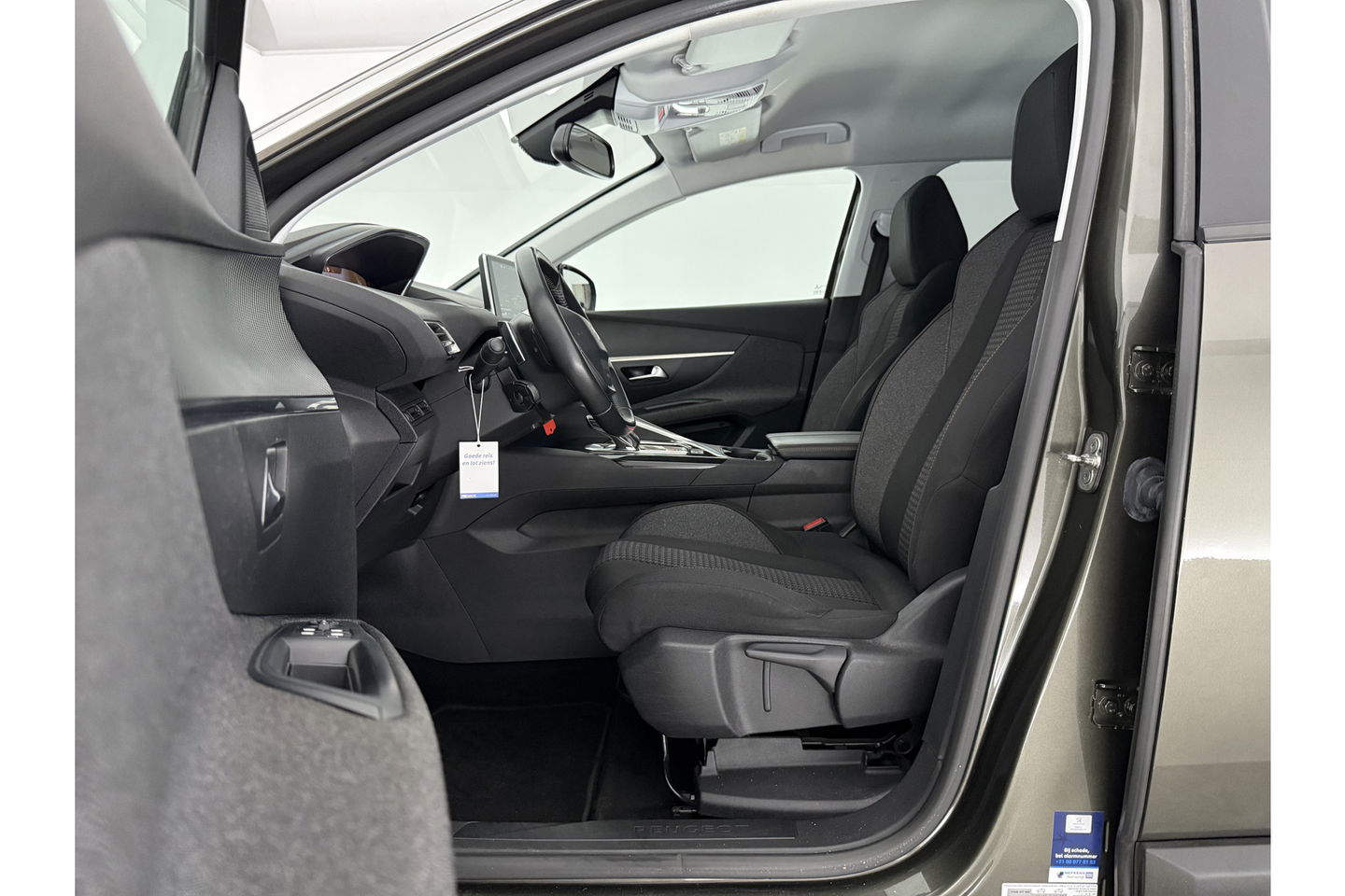 Peugeot 3008 PureTech 360 Camera Carplay LED Clima Cruise Virtual Navi 17"LMV Parkeersensoren