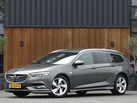 Opel Insignia Sports Tourer 2.0 Turbo 260PK 4x4 / OPC Line / Brembo / BOSE / LED