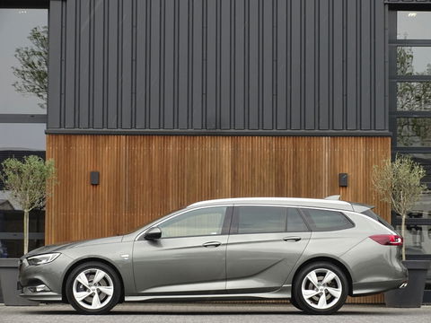 Opel Insignia Sports Tourer 2.0 Turbo 260PK 4x4 / OPC Line / Brembo / BOSE / LED