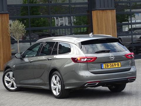 Opel Insignia Sports Tourer 2.0 Turbo 260PK 4x4 / OPC Line / Brembo / BOSE / LED