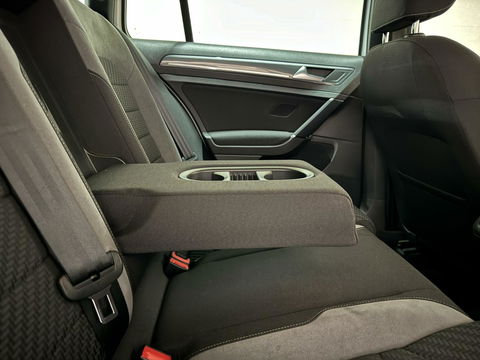 Volkswagen Golf 1.5 TSI 2x R-Line Virtual CarPlay ACC NAP