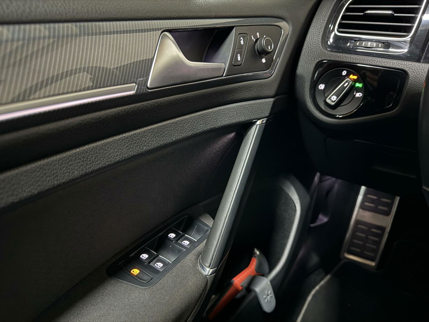 Volkswagen Golf 1.5 TSI 2x R-Line Virtual CarPlay ACC NAP