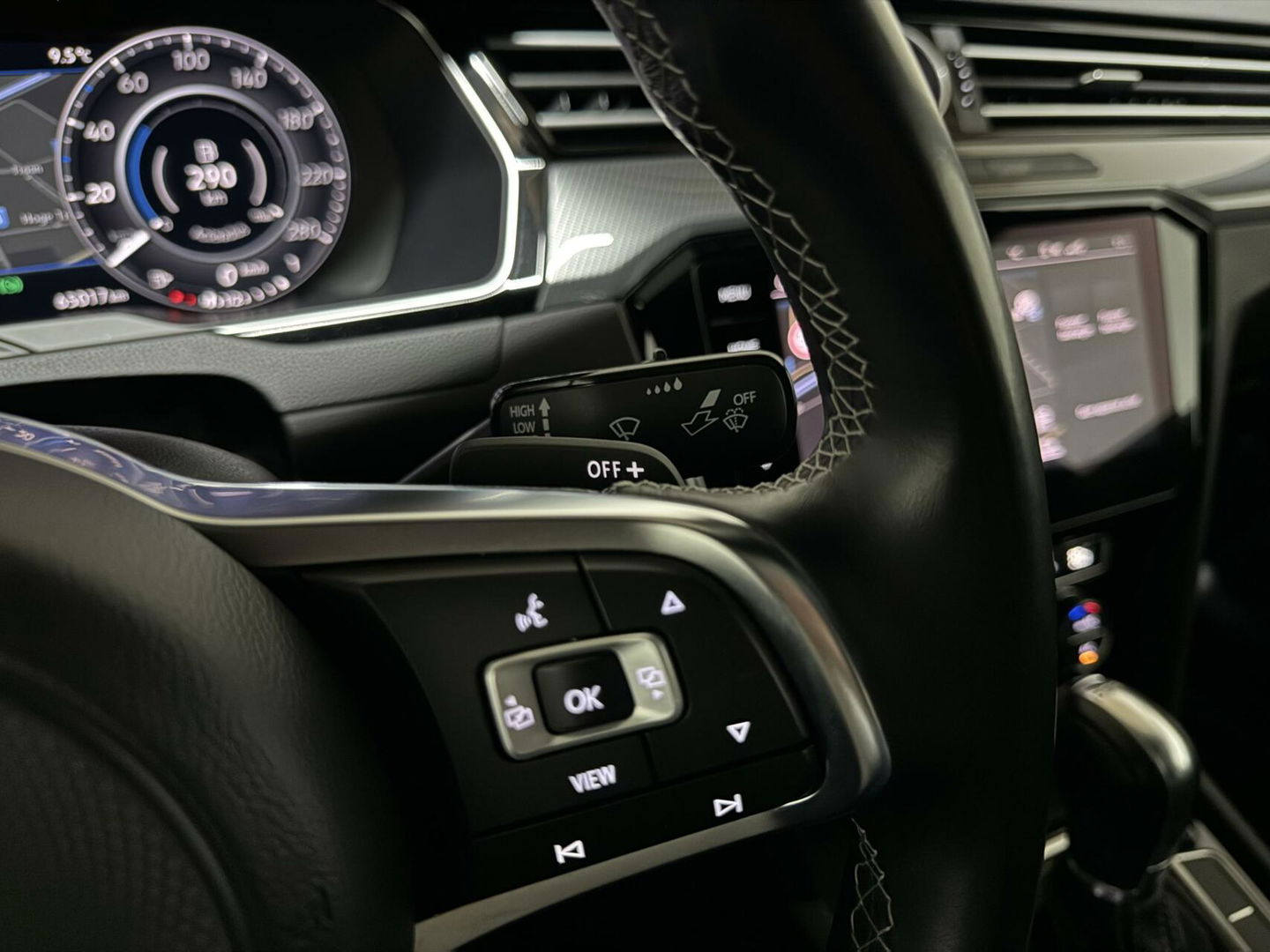 Volkswagen Arteon 1.5 TSI R-Line Pano Virtual CarPlay Trekh.