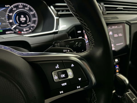 Volkswagen Arteon 1.5 TSI R-Line Pano Virtual CarPlay Trekh.