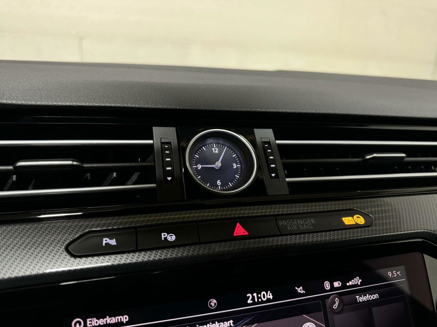 Volkswagen Arteon 1.5 TSI R-Line Pano Virtual CarPlay Trekh.