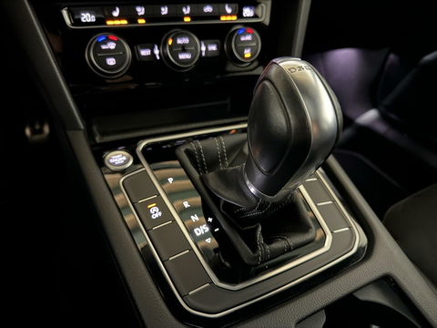 Volkswagen Arteon 1.5 TSI R-Line Pano Virtual CarPlay Trekh.