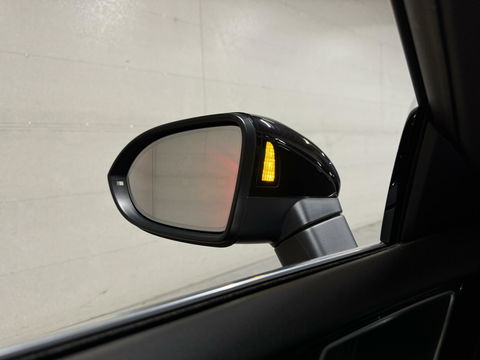 Volkswagen Arteon 1.5 TSI R-Line Pano Virtual CarPlay Trekh.