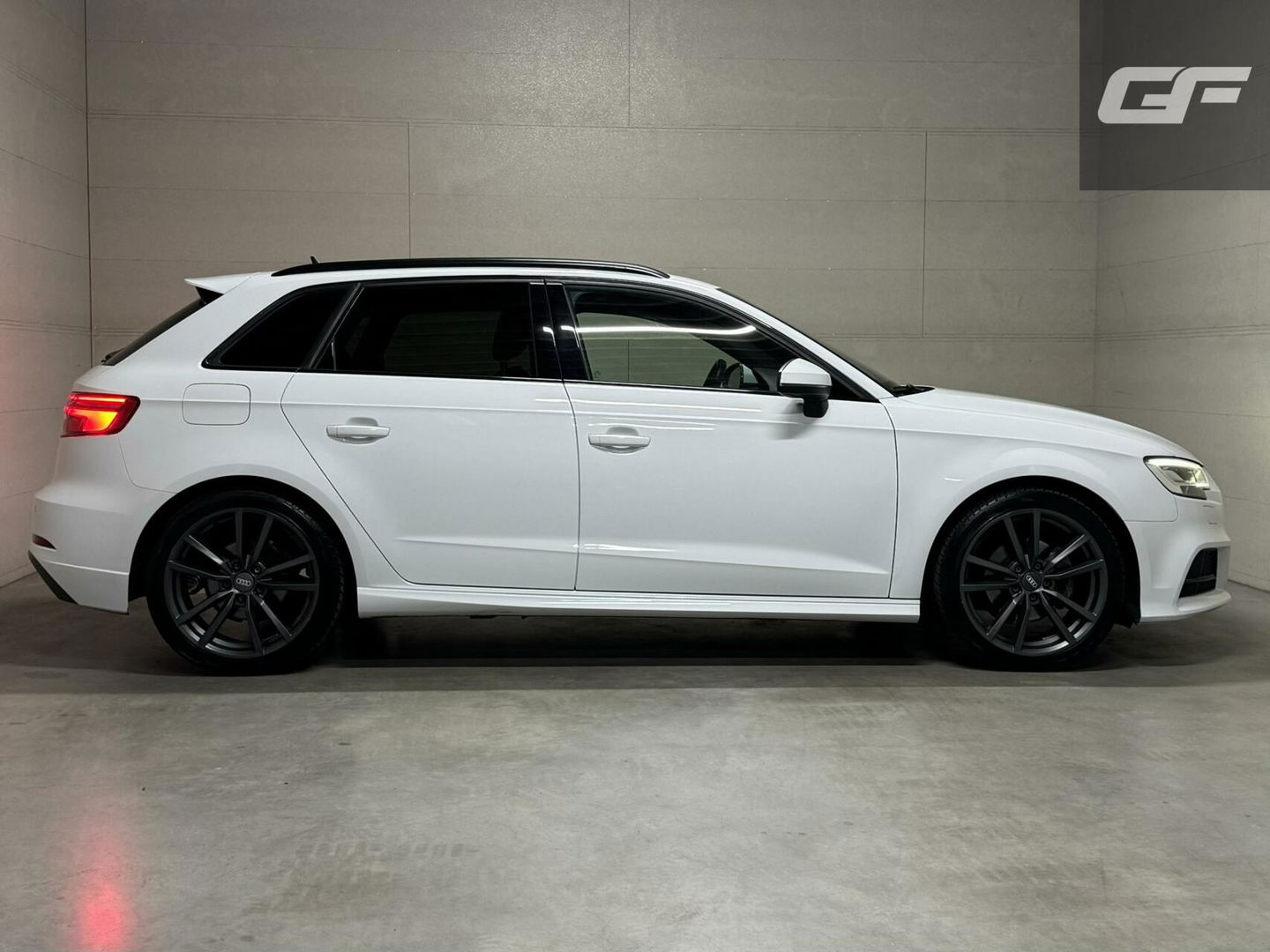 Audi A3 Sportback 30 TFSI 3x S-Line Black Edition Navi NAP