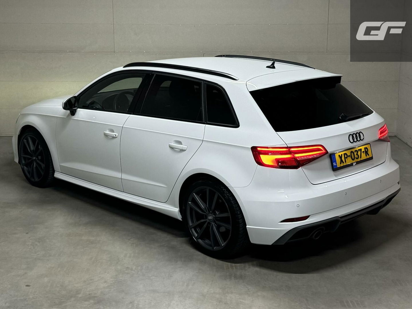 Audi A3 Sportback 30 TFSI 3x S-Line Black Edition Navi NAP