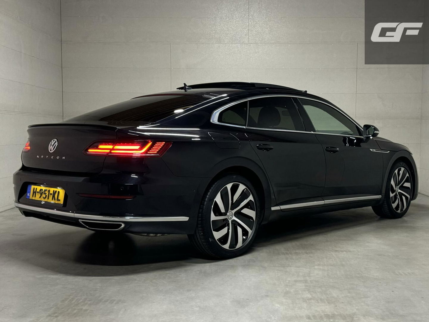 Volkswagen Arteon 1.5 TSI R-Line Pano Virtual CarPlay Trekh.