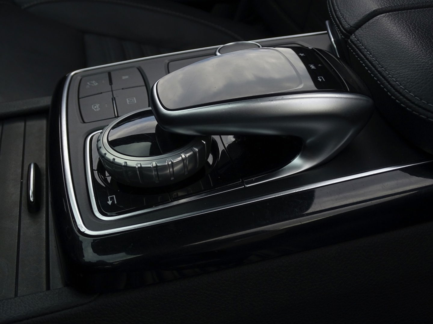 Mercedes-Benz GLE -klasse 500e 435PK AMG 4Matic / Harman Kardon / LED