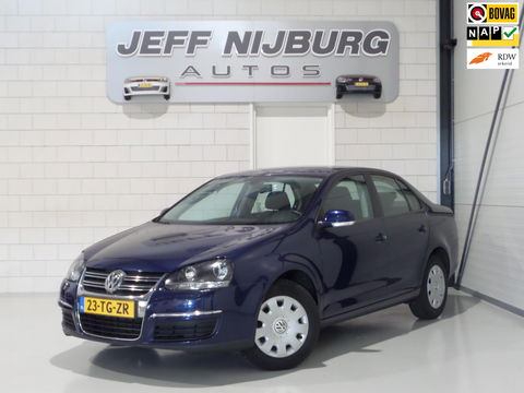 Volkswagen Jetta 1.6 FSI "Origineel NL! 1e eigenaar! Airco Cruise-control Parkeersensoren, inbouw Apple-carplay mogelijk