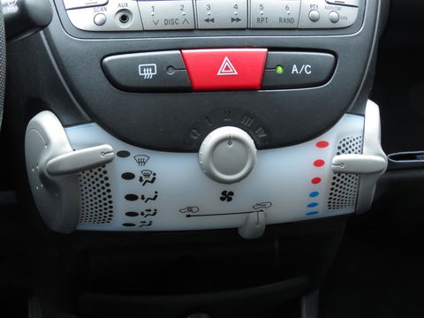 Peugeot 107 1.0 Active 5-DEURS NIEUWE MODEL| AIRCO | LED | NIEUWE APK |