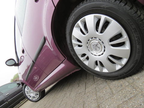 Peugeot 107 1.0 Active 5-DEURS NIEUWE MODEL| AIRCO | LED | NIEUWE APK |