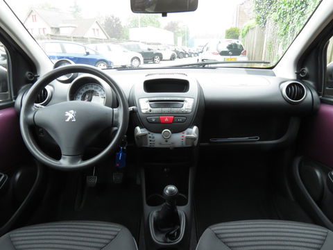 Peugeot 107 1.0 Active 5-DEURS NIEUWE MODEL| AIRCO | LED | NIEUWE APK |
