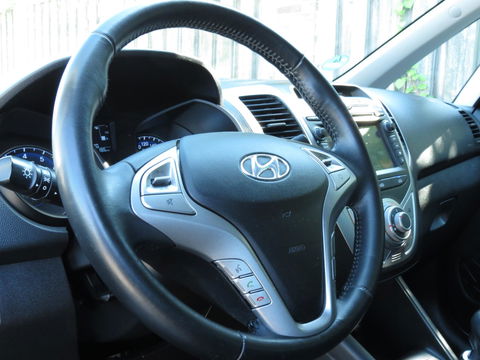 Hyundai ix20 1.6i 125PK i-Magine 1e EIGENAAR | TREKHAAK | DEALER ONDERHOUDEN | PARKEERSENSORS | NAVI | CAMERA | AIRCO |
