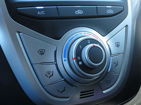 Hyundai ix20 1.6i 125PK i-Magine 1e EIGENAAR | TREKHAAK | DEALER ONDERHOUDEN | PARKEERSENSORS | NAVI | CAMERA | AIRCO |