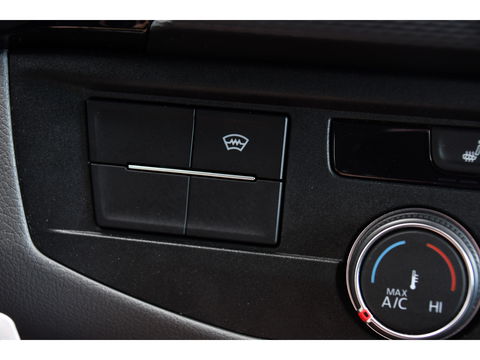 Volkswagen Transporter 2.0 TDI L2H1 30 DC Bulli Virtual, Adaptieve Cruise, Carplay, LED, Stoelverwarming, 199PK, Automaat, Sensoren, 2 x Schuifdeur, UNIEK!