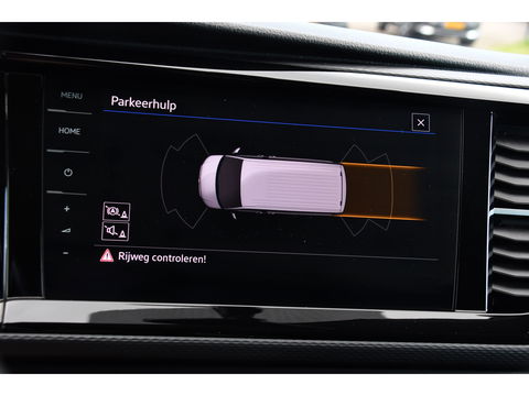 Volkswagen Transporter 2.0 TDI L2H1 30 DC Bulli Virtual, Adaptieve Cruise, Carplay, LED, Stoelverwarming, 199PK, Automaat, Sensoren, 2 x Schuifdeur, UNIEK!