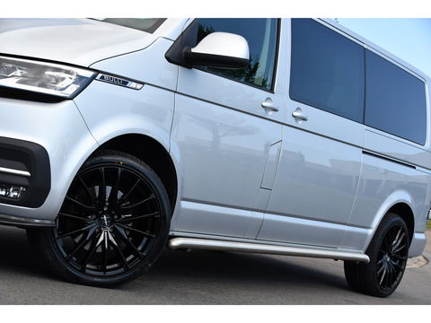 Volkswagen Transporter 2.0 TDI L2H1 30 DC Bulli Virtual, Adaptieve Cruise, Carplay, LED, Stoelverwarming, 199PK, Automaat, Sensoren, 2 x Schuifdeur, UNIEK!